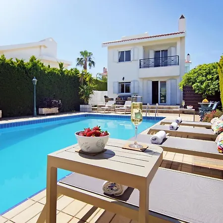 Aleta Villa Protaras